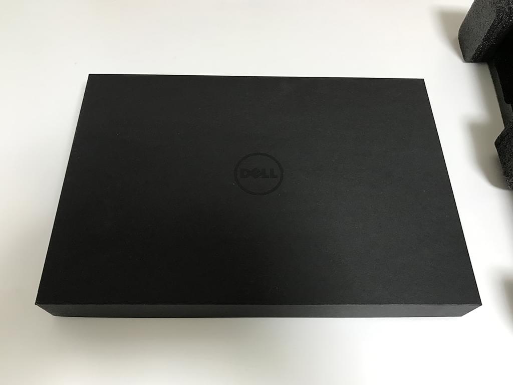 XPS 13 2-in-1 箱